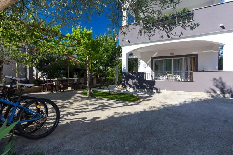 Apartments Hajl 克尔克 外观 照片