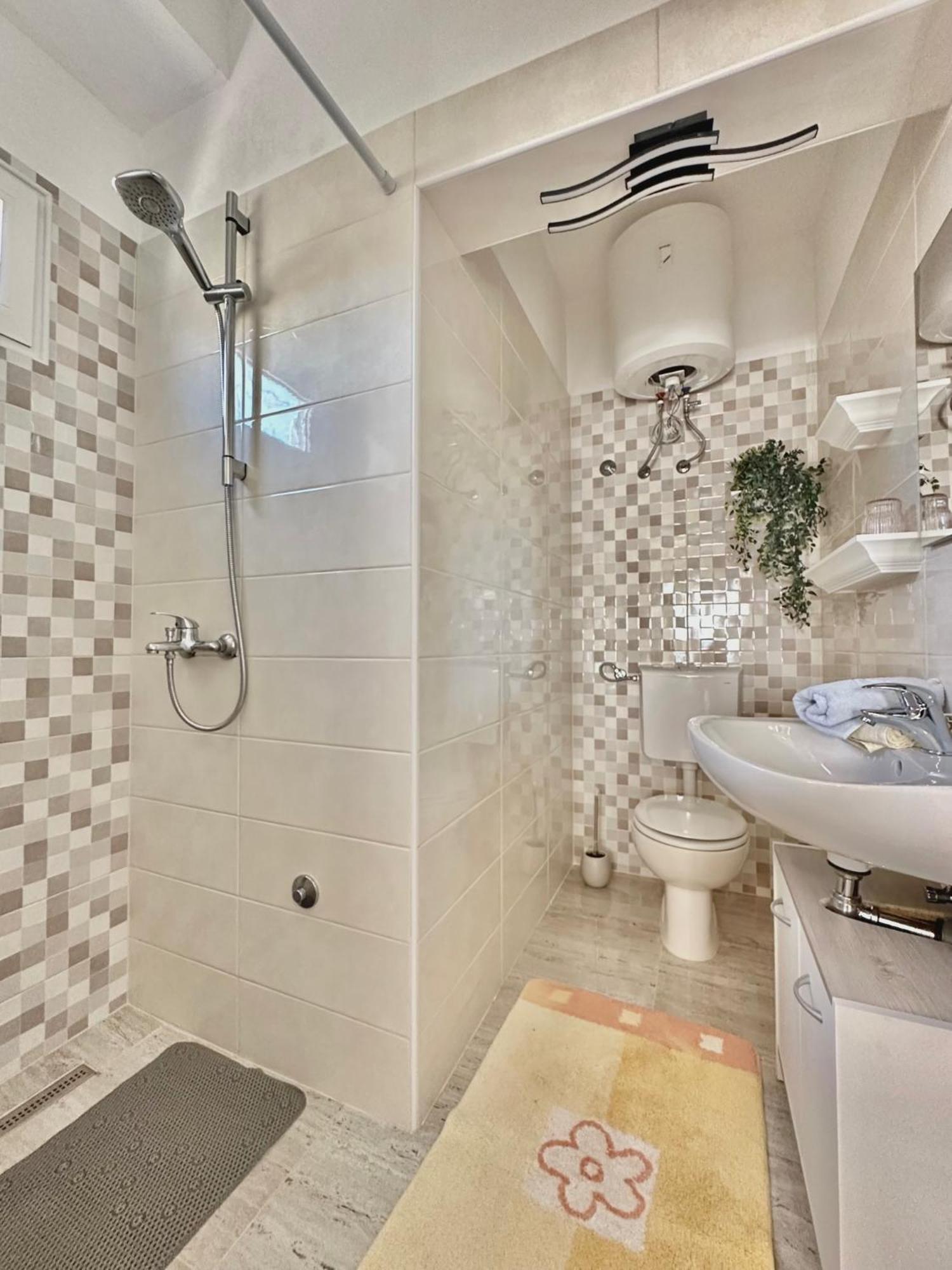 Apartments Hajl 克尔克 外观 照片