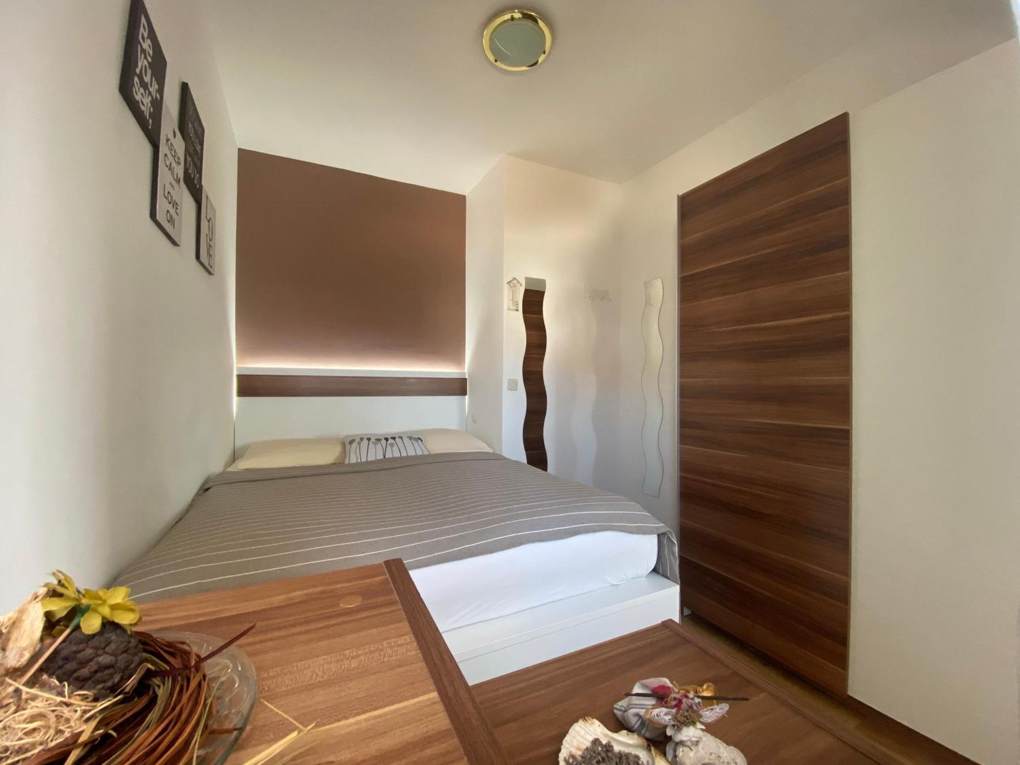 Apartments Hajl 克尔克 外观 照片
