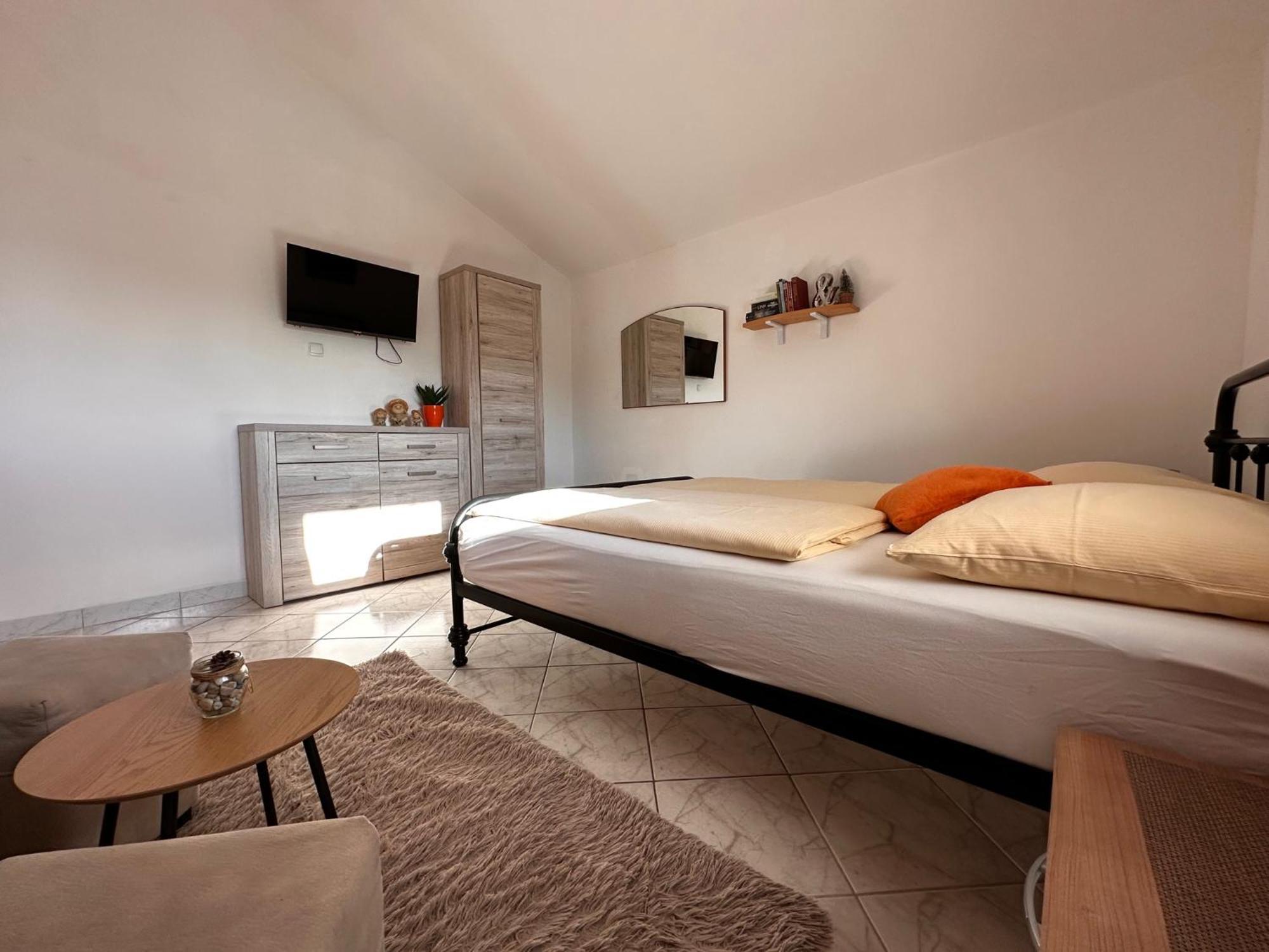 Apartments Hajl 克尔克 外观 照片