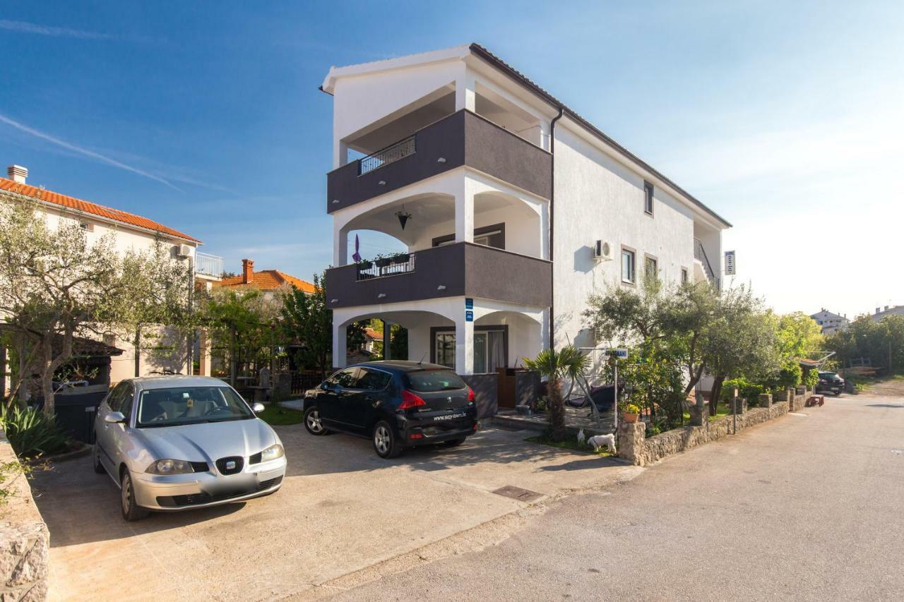 Apartments Hajl 克尔克 外观 照片